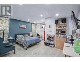 313 JOHN STREET S - 28