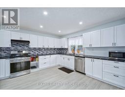 313 JOHN STREET S - 6