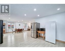 313 JOHN STREET S - 9