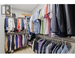 15 - 1040 RIVERSIDE DRIVE - 20