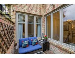 15 - 1040 RIVERSIDE DRIVE - 30