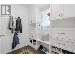 6 TRILLIUM COURT - 16