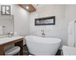 6 TRILLIUM COURT - 24