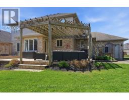 6 TRILLIUM COURT - 43
