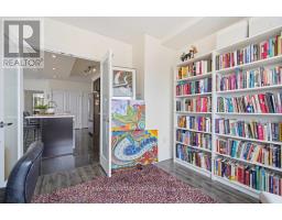 204 - 240 VILLAGEWALK BOULEVARD - 26