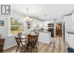 1080 VISCOUNT ROAD - 22