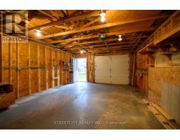 384 BROCK STREET N - 10