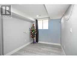 3291 REGIMENT ROAD - 28
