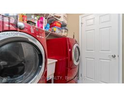 14 - 2100 DENVIEW AVENUE - 20