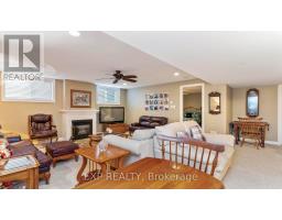 14 - 2100 DENVIEW AVENUE - 28