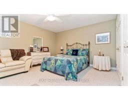 14 - 2100 DENVIEW AVENUE - 33