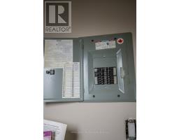 10 LINWOOD STREET - 43