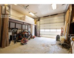 293 MAIN STREET - 34