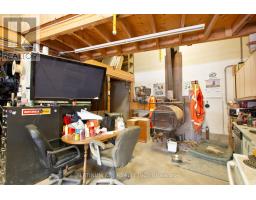 293 MAIN STREET - 36