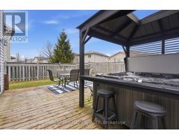 583 FIELDGATE CIRCLE - 34