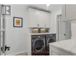 43 COMPTON CRESCENT - 30