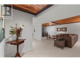 43 COMPTON CRESCENT - 37