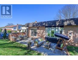 43 COMPTON CRESCENT - 44
