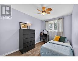 30 - 825 DUNDALK DRIVE - 21