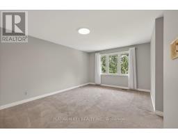 21610 ADELAIDE ROAD - 17