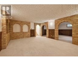 21610 ADELAIDE ROAD - 27