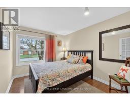 16 GUSTIN AVENUE - 17