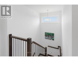 32 HELEN COURT - 23