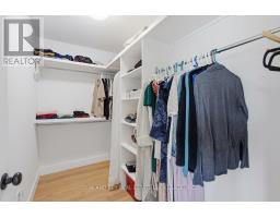 32 HELEN COURT - 29