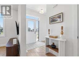 32 HELEN COURT - 7