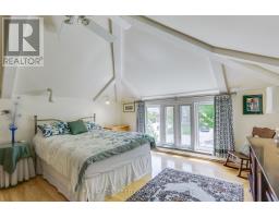 1008 WATERLOO STREET - 23