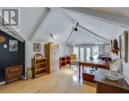1008 WATERLOO STREET - 25
