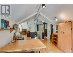 1008 WATERLOO STREET - 26