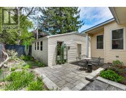 1008 WATERLOO STREET - 39