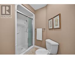 21 - 2100 DENVIEW AVENUE - 16