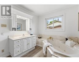 685 LADYBROOK CRESCENT - 11