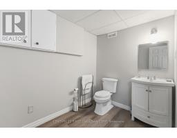 685 LADYBROOK CRESCENT - 17
