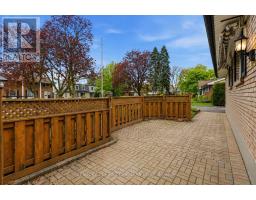 685 LADYBROOK CRESCENT - 19