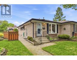 685 LADYBROOK CRESCENT - 2