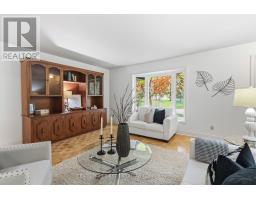 685 LADYBROOK CRESCENT - 4