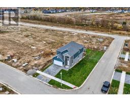 27 ALLISTER DRIVE - 41