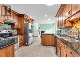 24 BLANCHARD CRESCENT - 12
