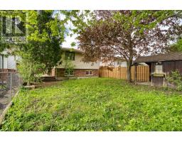 24 BLANCHARD CRESCENT - 34