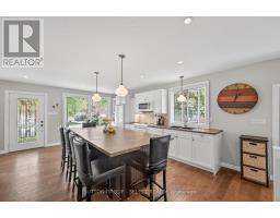 43 STROUD CRESCENT - 11