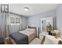 43 STROUD CRESCENT - 19