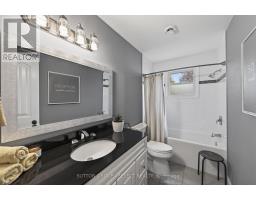 43 STROUD CRESCENT - 20