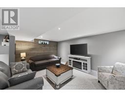 43 STROUD CRESCENT - 23