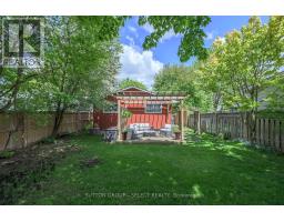 43 STROUD CRESCENT - 33