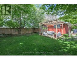 43 STROUD CRESCENT - 34