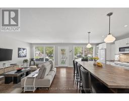 43 STROUD CRESCENT - 5