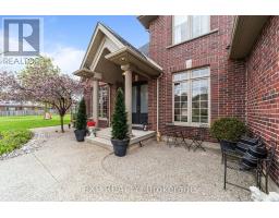 481 PLANE TREE DRIVE - 9